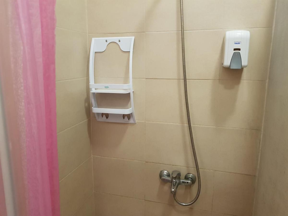 "No Party & Many Rules" Hostel N1 Sofia Ngoại thất bức ảnh