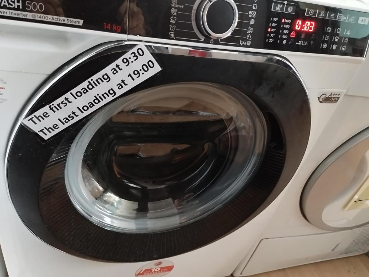 "No Party & Many Rules" Hostel N1 Sofia Ngoại thất bức ảnh