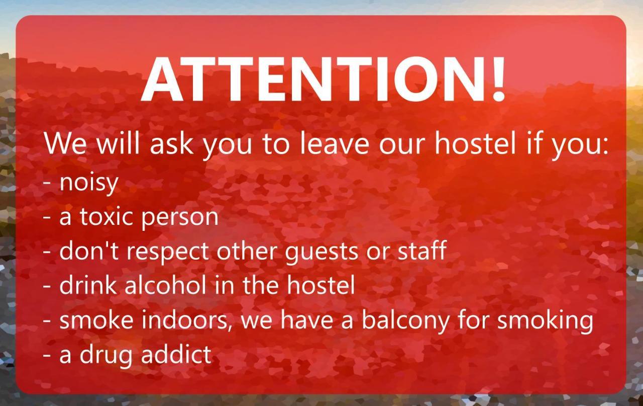 "No Party & Many Rules" Hostel N1 Sofia Ngoại thất bức ảnh